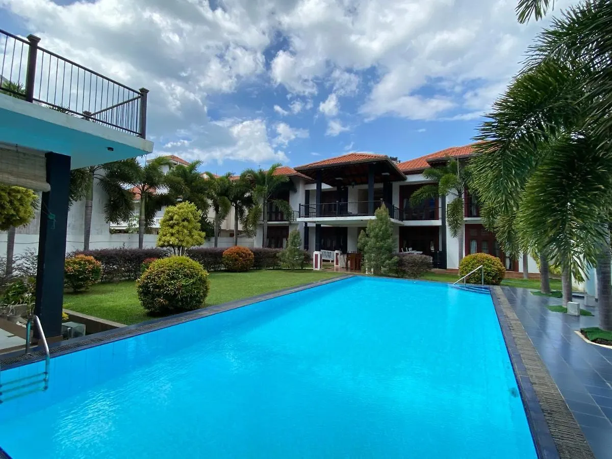 Christima Residence Negombo 2*,  Sri Lanka